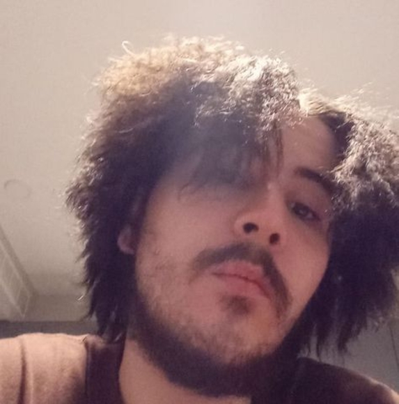 Meet your Posher, Chris - Picture 1 of 1